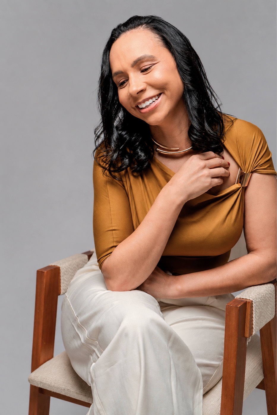 Thaiza Gonçalves sorrindo